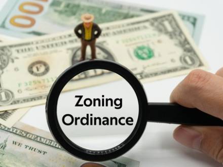 Naperville, IL zoning ordinance lawyer